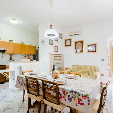 Simona Casa vacanze *
